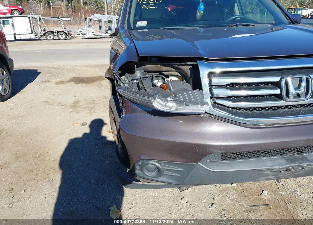 2012 HONDA PILOT LX VIN: 5FNYF4H27CB064380