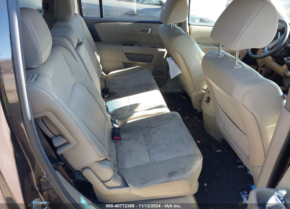 2012 HONDA PILOT LX VIN: 5FNYF4H27CB064380