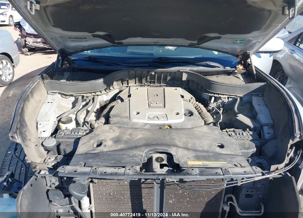 2016 INFINITI QX70 VIN: JN8CS1MUXGM670284