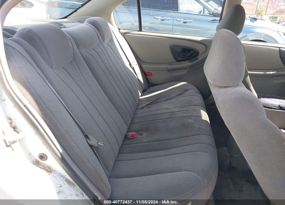 2005 CHEVROLET CLASSIC VIN: 1G1ND52F05M235161