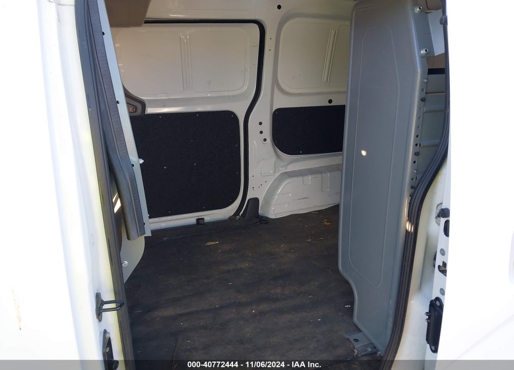 2017 NISSAN NV200 SV VIN: 3N6CM0KN0HK690585
