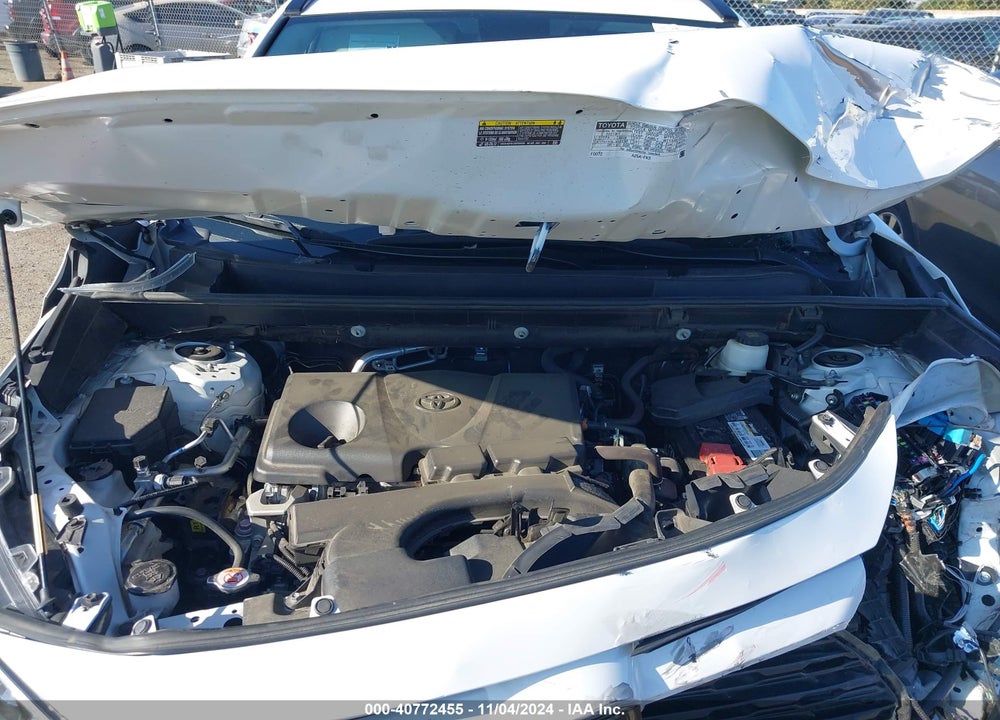 2021 TOYOTA RAV4 XLE VIN: 2T3P1RFVXMC203371