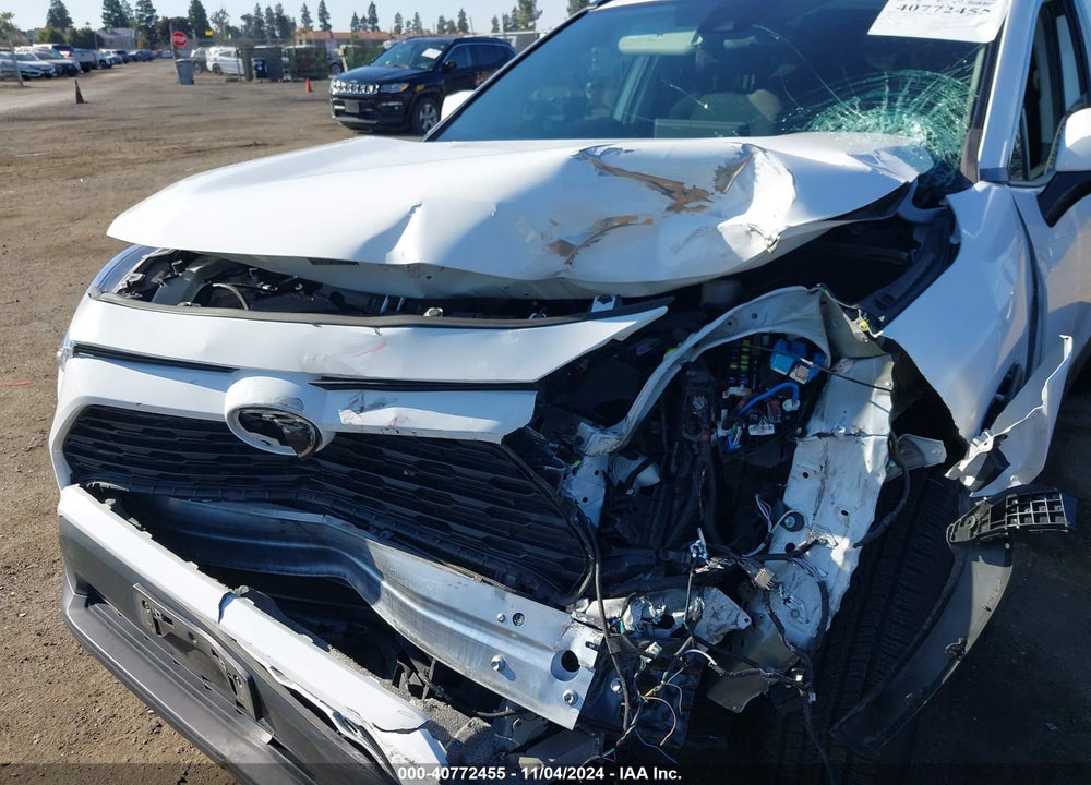 2021 TOYOTA RAV4 XLE VIN: 2T3P1RFVXMC203371