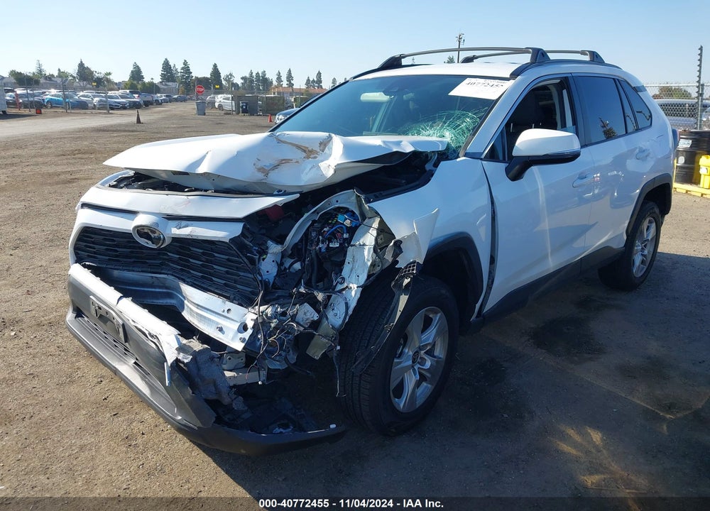 2021 TOYOTA RAV4 XLE VIN: 2T3P1RFVXMC203371