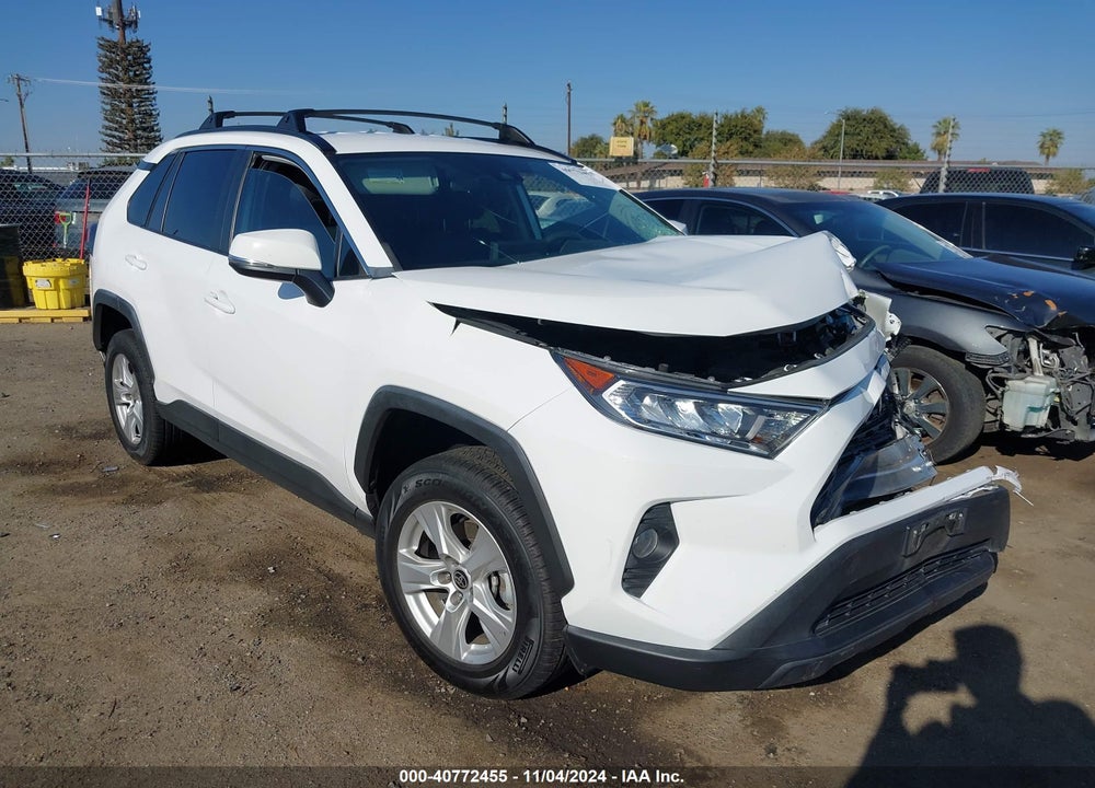 2021 TOYOTA RAV4 XLE VIN: 2T3P1RFVXMC203371