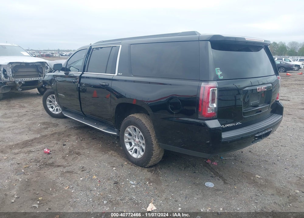 2019 GMC YUKON XL VIN: 1GKS1GKC0KR368137