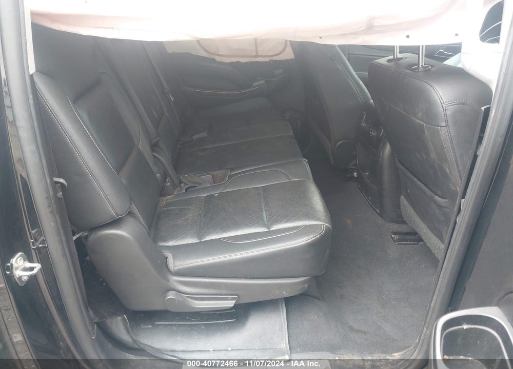 2019 GMC YUKON XL VIN: 1GKS1GKC0KR368137
