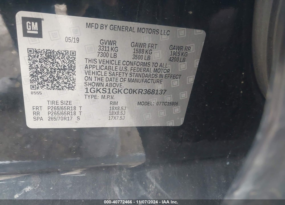 2019 GMC YUKON XL VIN: 1GKS1GKC0KR368137