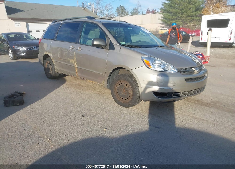 2004 TOYOTA SIENNA LE VIN: 5TDZA23C74S063668