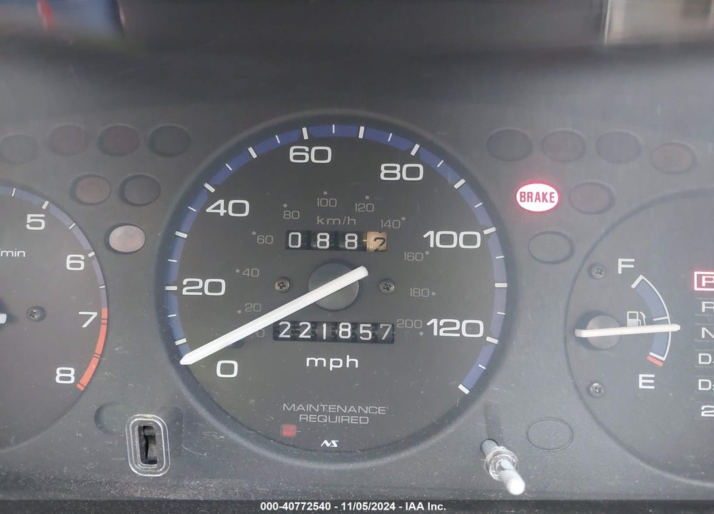 2000 HONDA CIVIC LX VIN: 2HGEJ6675YH525090
