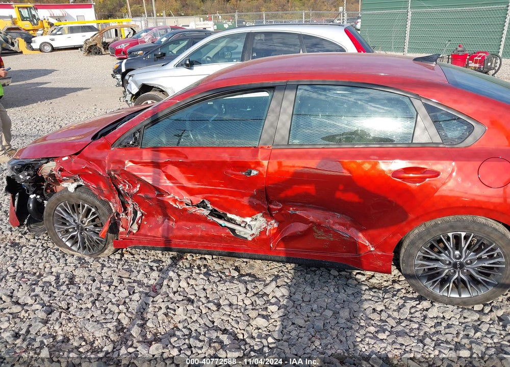 2023 KIA FORTE GT LINE VIN: 3KPF54AD2PE605627
