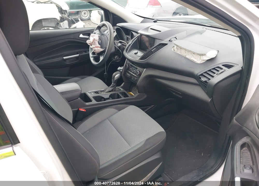 2018 FORD ESCAPE SE VIN: 1FMCU0GD2JUD55932
