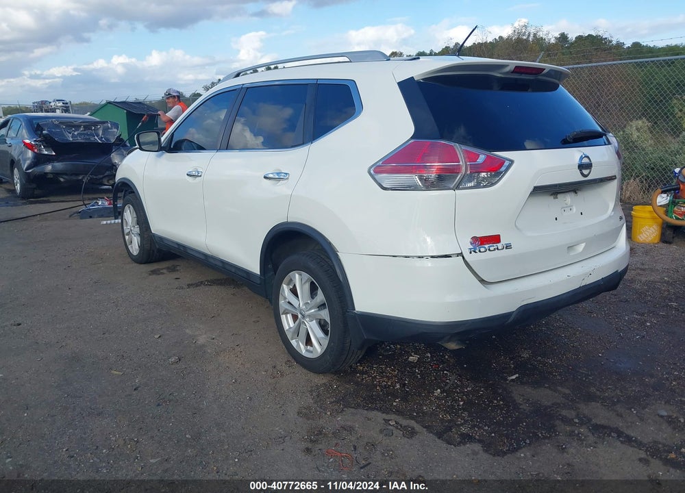 2015 NISSAN ROGUE SV VIN: 5N1AT2MTXFC884009