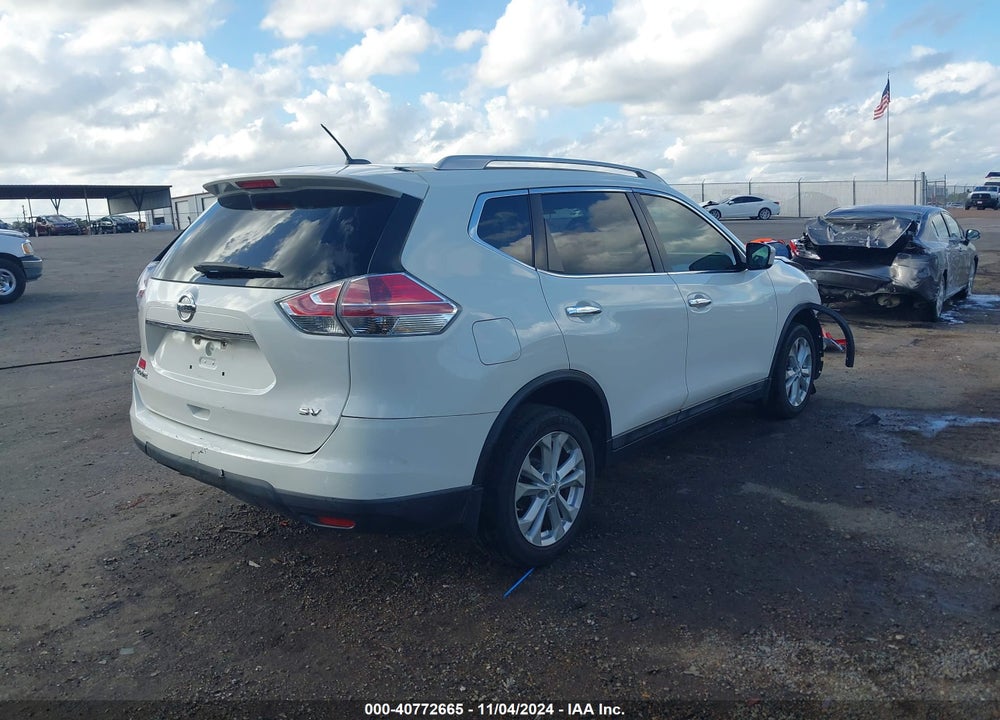 2015 NISSAN ROGUE SV VIN: 5N1AT2MTXFC884009