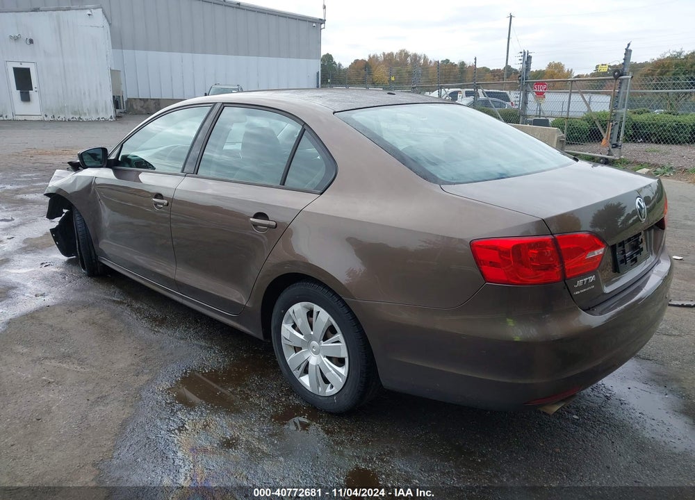 2013 VOLKSWAGEN JETTA 2.0L S VIN: 3VW2K7AJ5DM214131