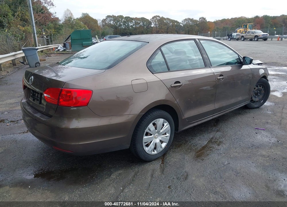 2013 VOLKSWAGEN JETTA 2.0L S VIN: 3VW2K7AJ5DM214131