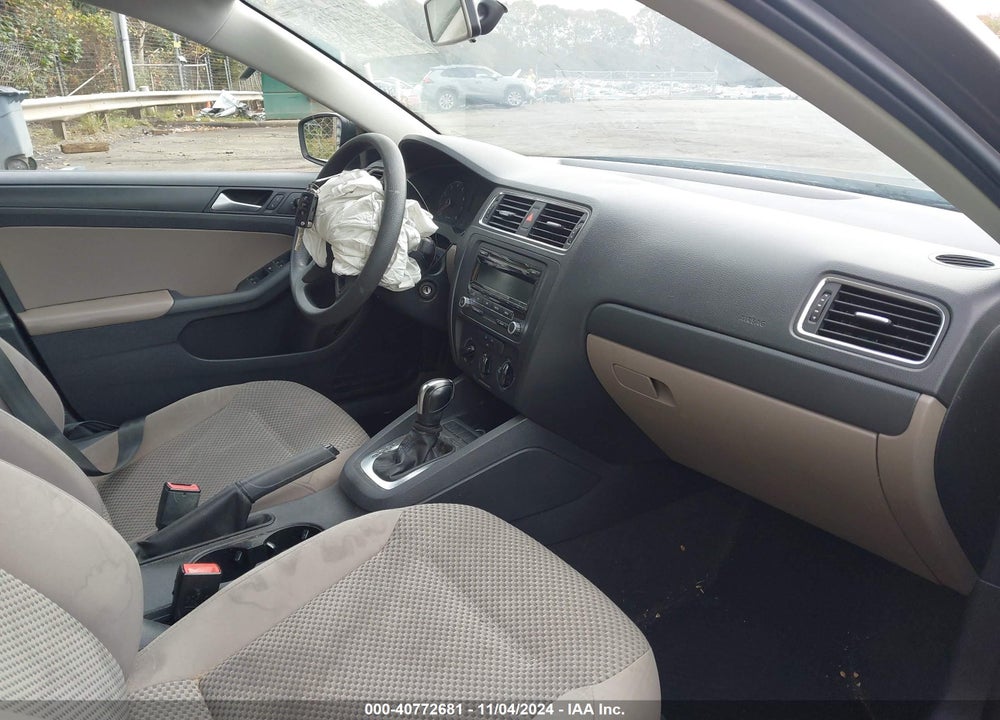 2013 VOLKSWAGEN JETTA 2.0L S VIN: 3VW2K7AJ5DM214131