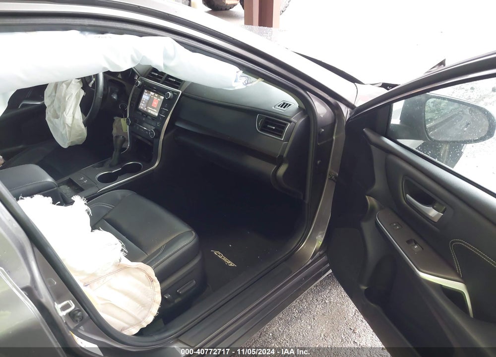 2016 TOYOTA CAMRY XLE VIN: 4T4BF1FK0GR572616