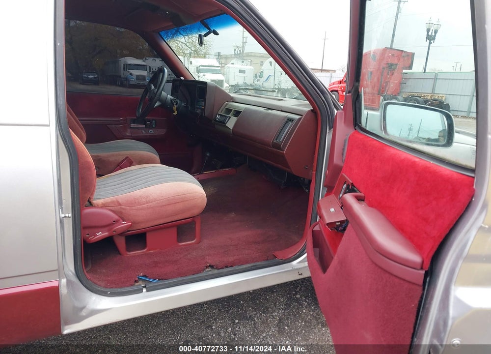 1993 CHEVROLET BLAZER K1500 VIN: 1GNEK18KXPJ404138