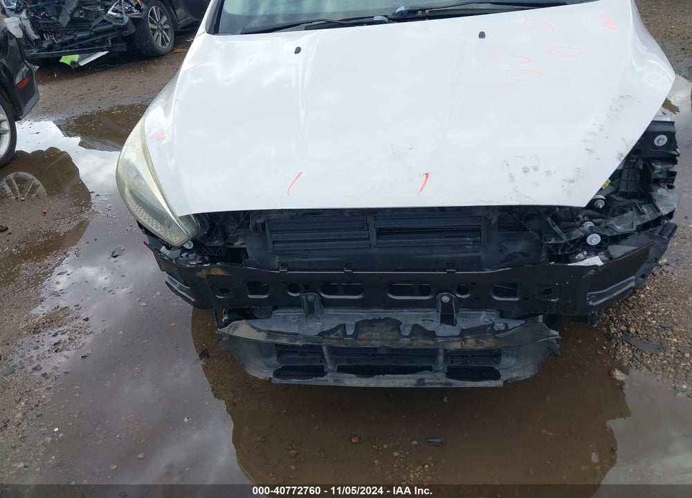 2016 FORD FOCUS S VIN: 1FADP3E27GL262492