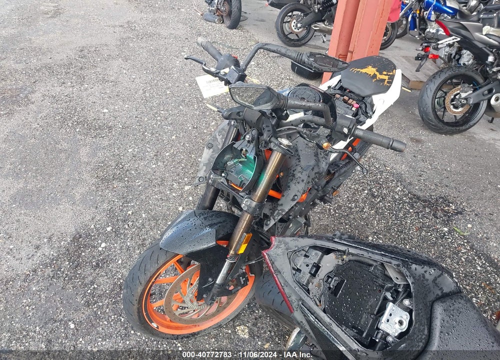 2018 KTM 390 DUKE VIN: MD2JPJ400JC281369