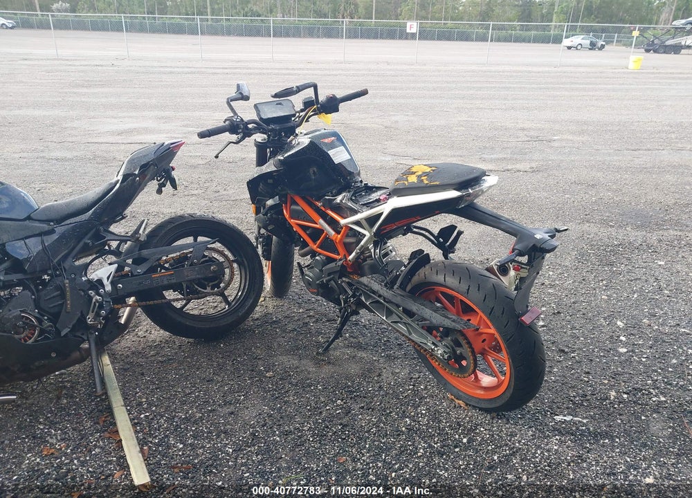 2018 KTM 390 DUKE VIN: MD2JPJ400JC281369