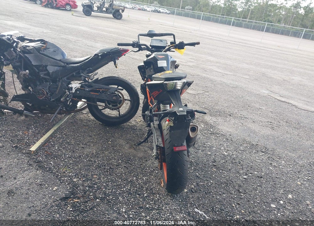 2018 KTM 390 DUKE VIN: MD2JPJ400JC281369
