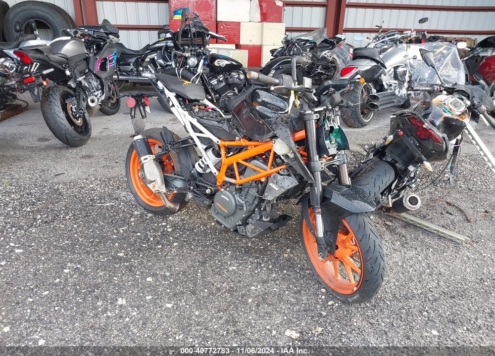 2018 KTM 390 DUKE VIN: MD2JPJ400JC281369