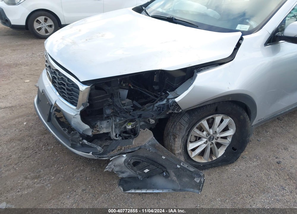 2019 KIA SORENTO VIN: 5XYPGDA33KG515128