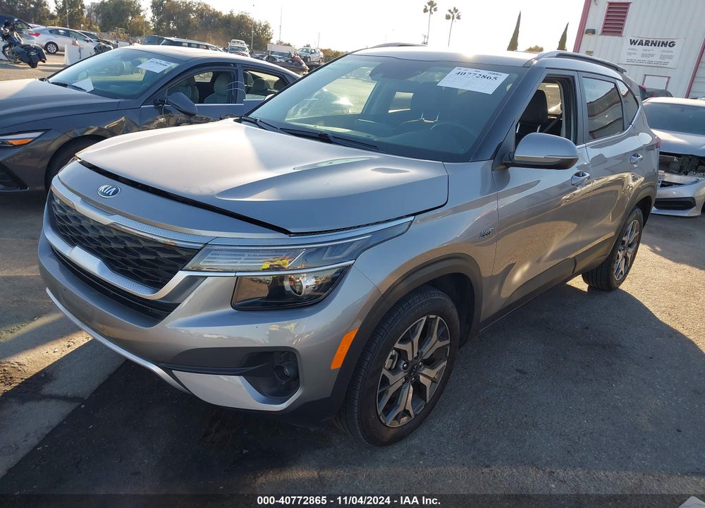 2021 KIA SELTOS EX VIN: KNDERCAA8M7130495