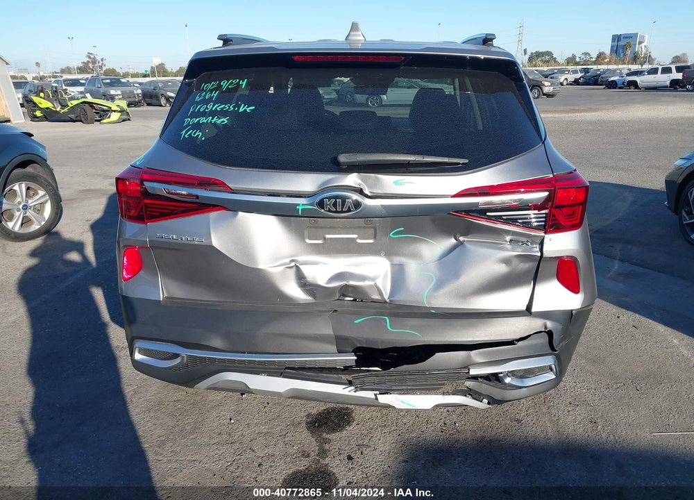 2021 KIA SELTOS EX VIN: KNDERCAA8M7130495