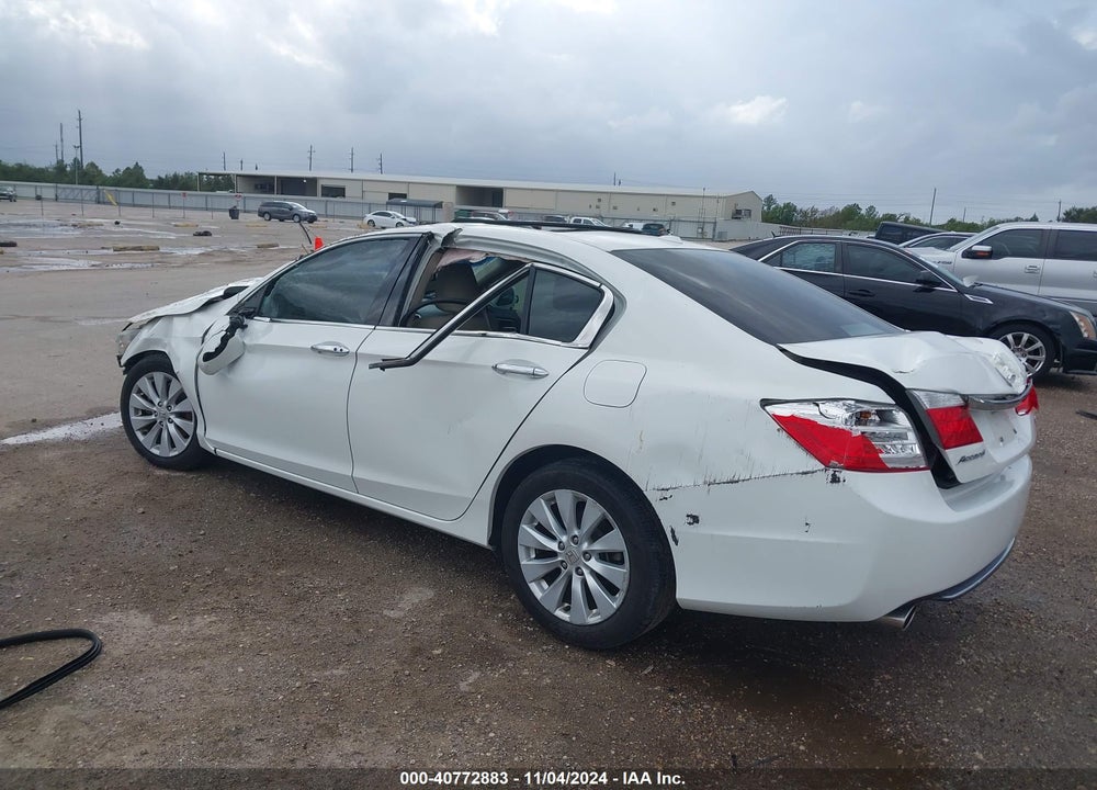 2013 HONDA ACCORD EX-L V-6 VIN: 1HGCR3F8XDA032148