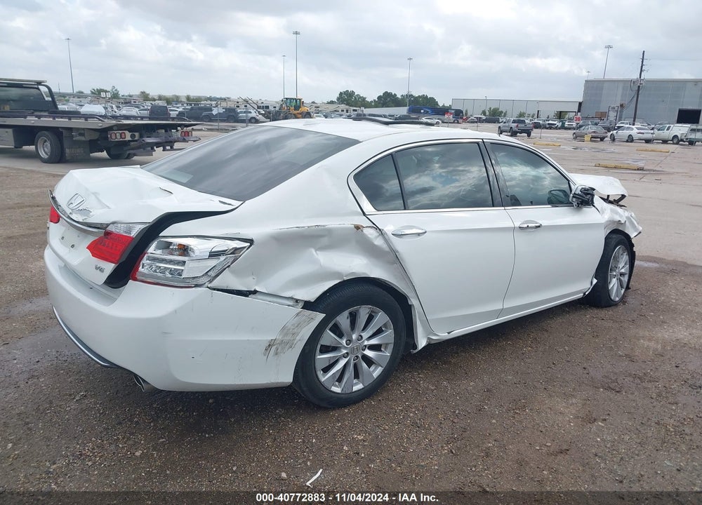 2013 HONDA ACCORD EX-L V-6 VIN: 1HGCR3F8XDA032148