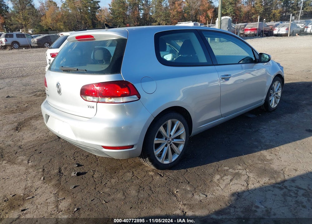 2013 VOLKSWAGEN GOLF 2.0L TDI 2-DOOR VIN: WVWMM7AJ6DW085788