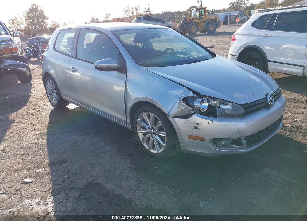 2013 VOLKSWAGEN GOLF 2.0L TDI 2-DOOR VIN: WVWMM7AJ6DW085788