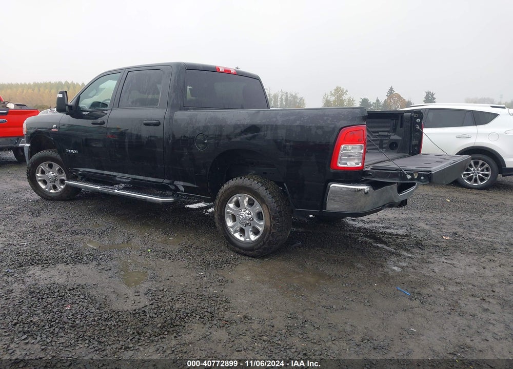 2023 RAM 2500 BIG HORN 4X4 6'4 BOX VIN: 3C6UR5DL7PG648912