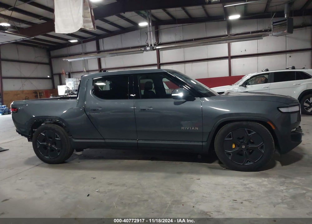 2022 RIVIAN R1T ADVENTURE VIN: 7FCTGAAA6NN016245