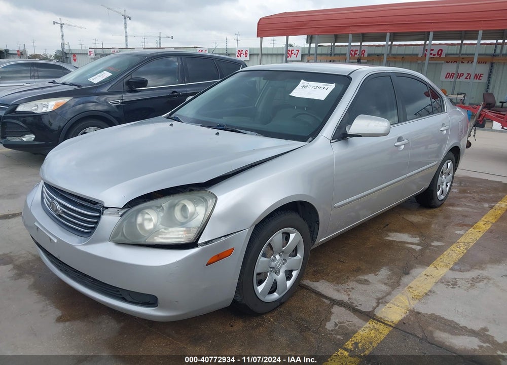 2008 KIA OPTIMA LX VIN: KNAGE123885178411