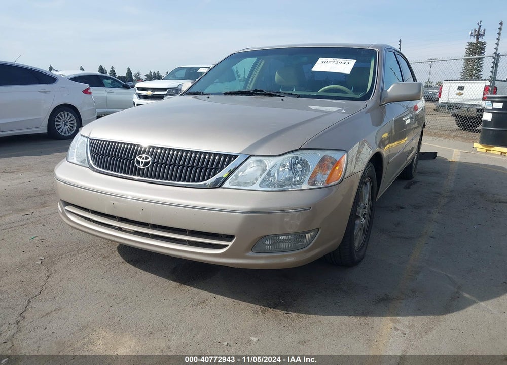 2001 TOYOTA AVALON XLS VIN: 4T1BF28B51U194880
