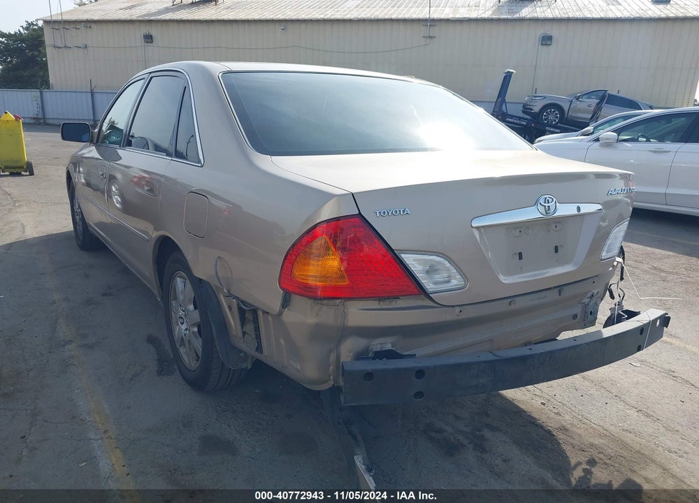 2001 TOYOTA AVALON XLS VIN: 4T1BF28B51U194880