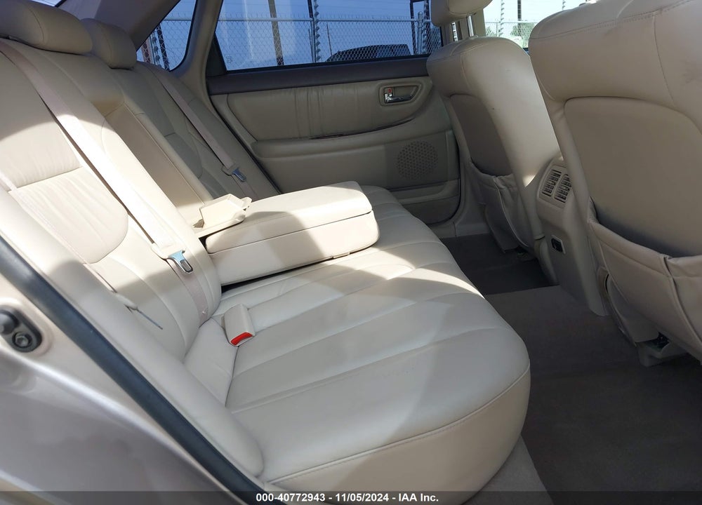 2001 TOYOTA AVALON XLS VIN: 4T1BF28B51U194880