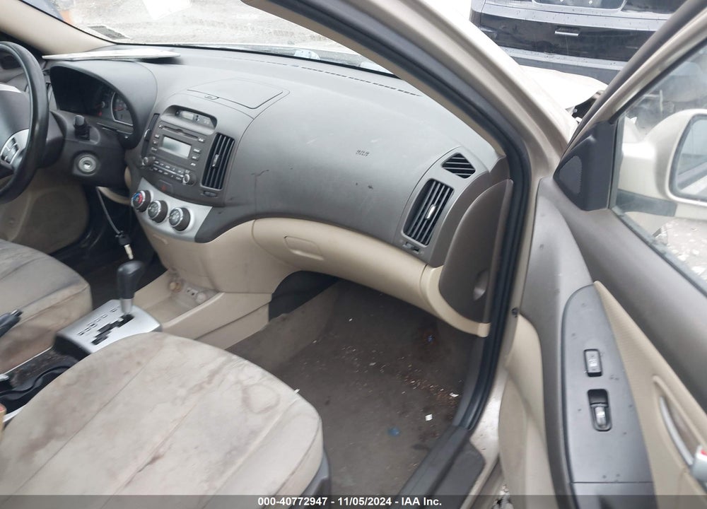 2009 HYUNDAI ELANTRA GLS VIN: KMHDU46D09U742018