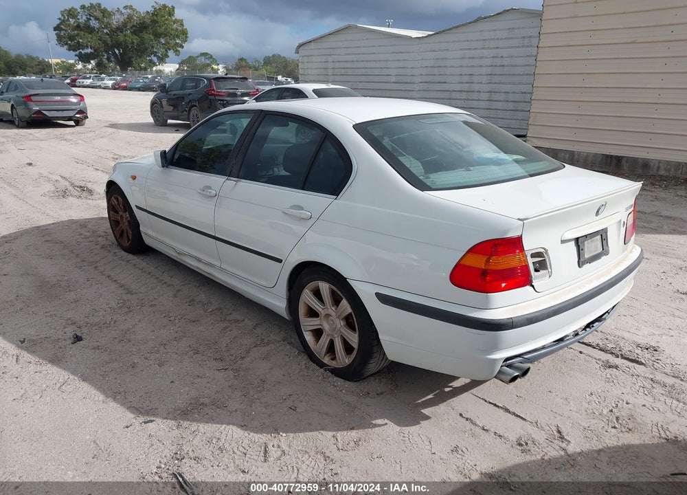 2002 BMW 330I VIN: WBAEV53452KM22756