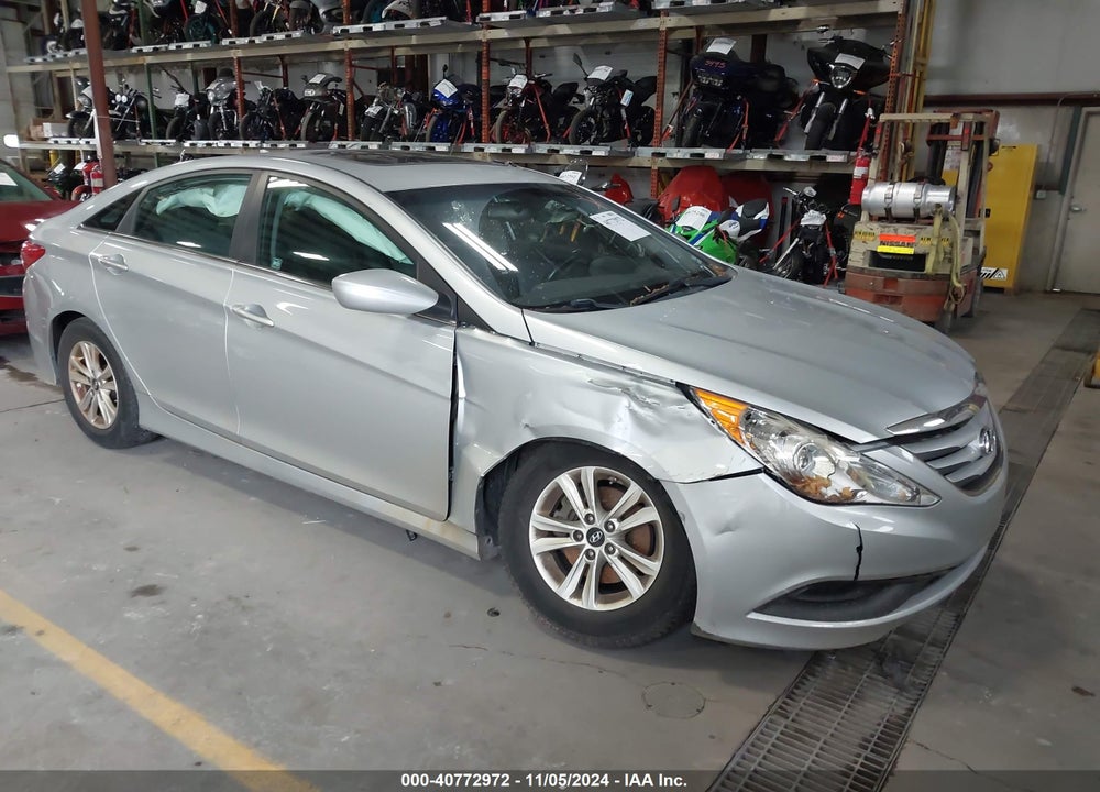 2014 HYUNDAI SONATA GLS VIN: 5NPEB4AC9EH893716