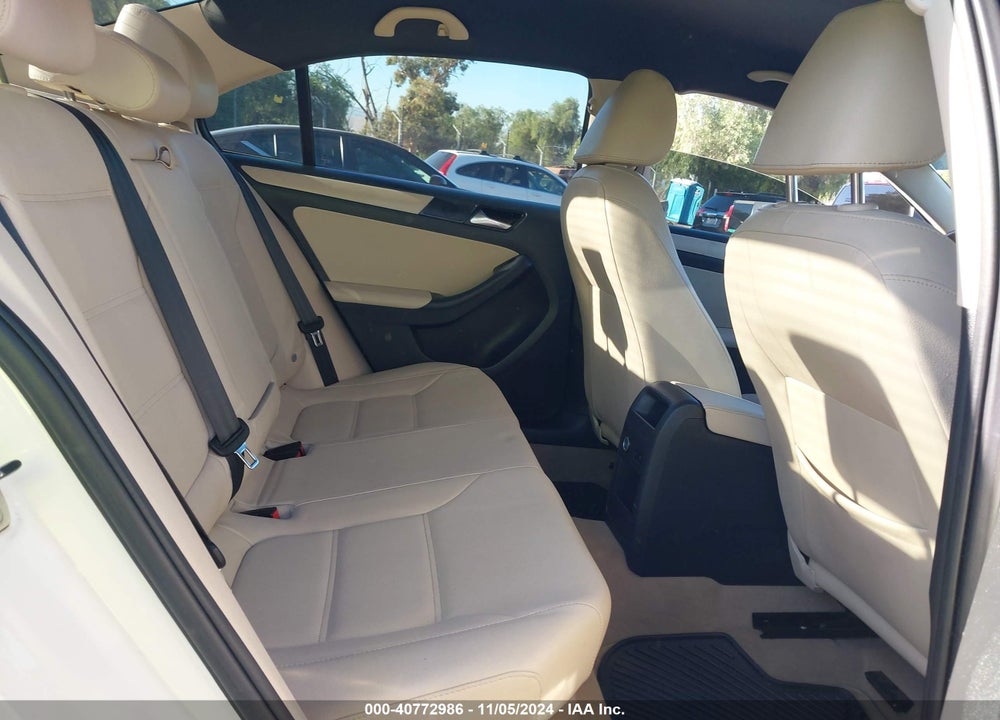 2012 VOLKSWAGEN JETTA 2.5L SE VIN: 3VWDP7AJ3CM316620