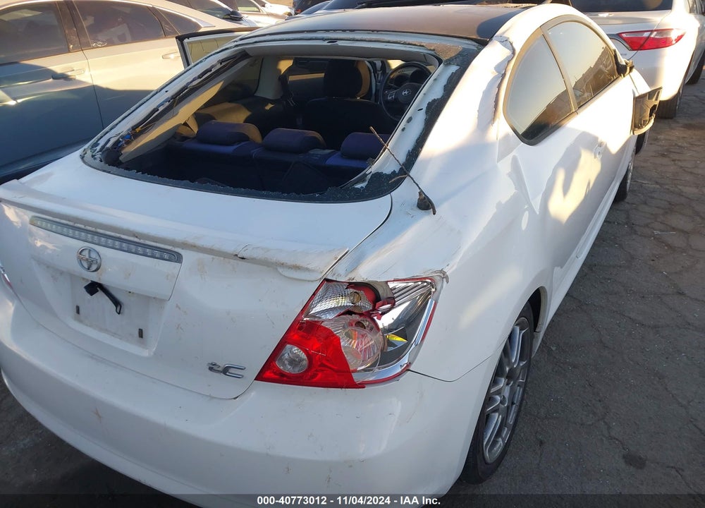 2006 SCION TC VIN: JTKDE177560084555