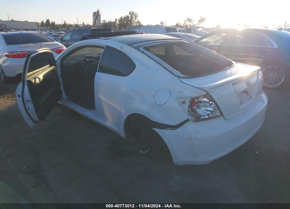 2006 SCION TC VIN: JTKDE177560084555