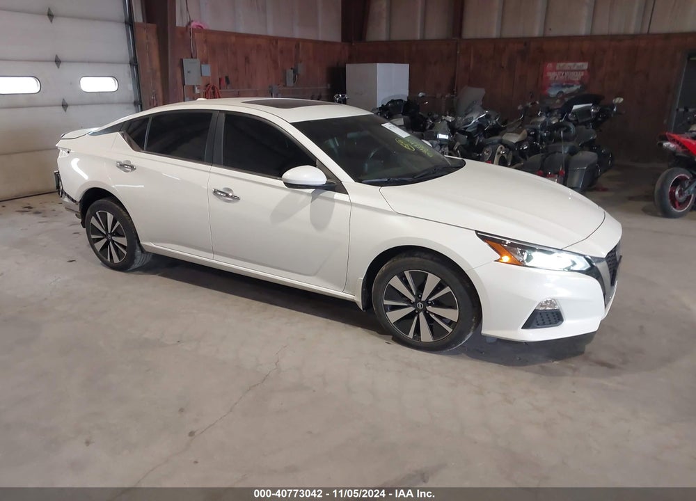 2021 NISSAN ALTIMA SV INTELLIGENT AWD VIN: 1N4BL4DW7MN416230