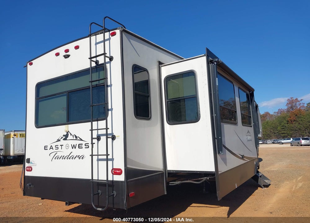 2021 FOREST RIVER OTHER VIN: 5ZT3TD4B6M9010443
