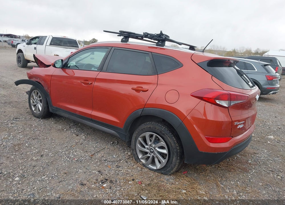 2016 HYUNDAI TUCSON SE VIN: KM8J3CA46GU212835